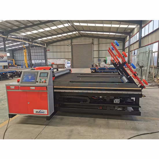 Machine de fabrication de verre avec machine de découpe de verre multifonction/bras de chargement/table de rupture